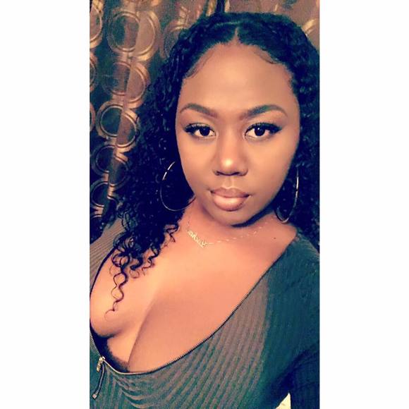 Meet your Posher, Lachael - Picture 1 of 1